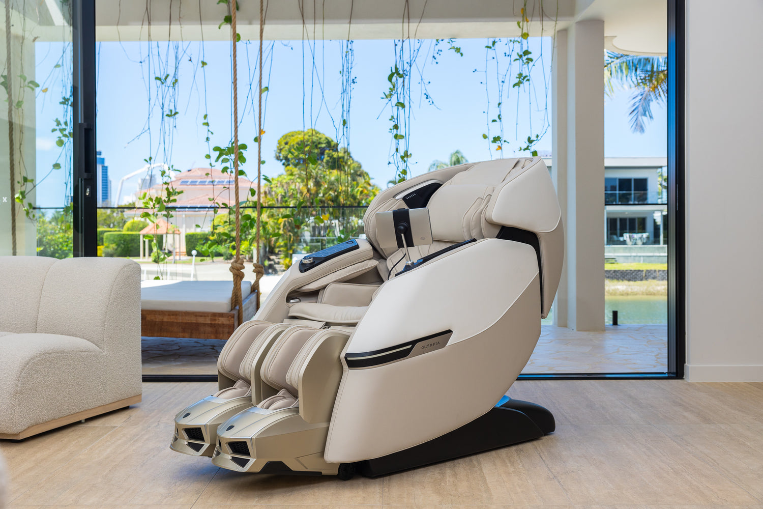 Zeus Athletica Massage Chair