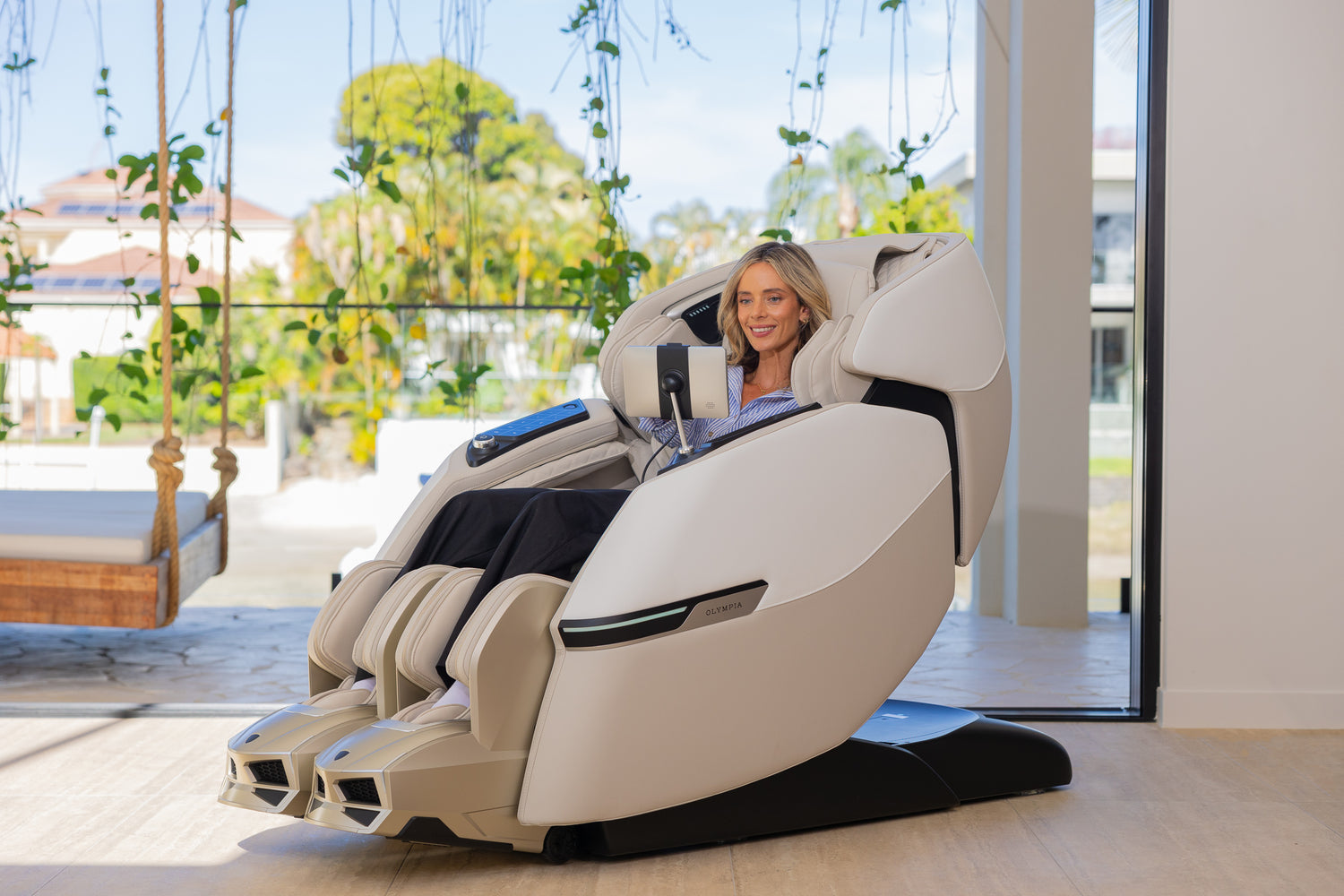 Zeus Athletica Massage Chair