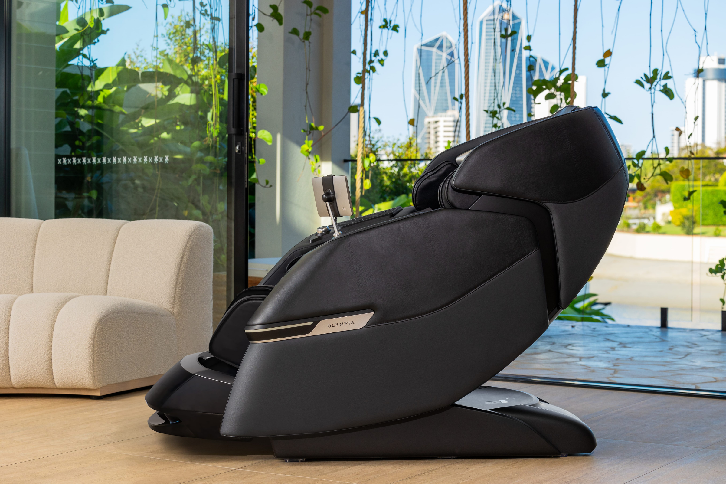 Zeus Athletica Massage Chair