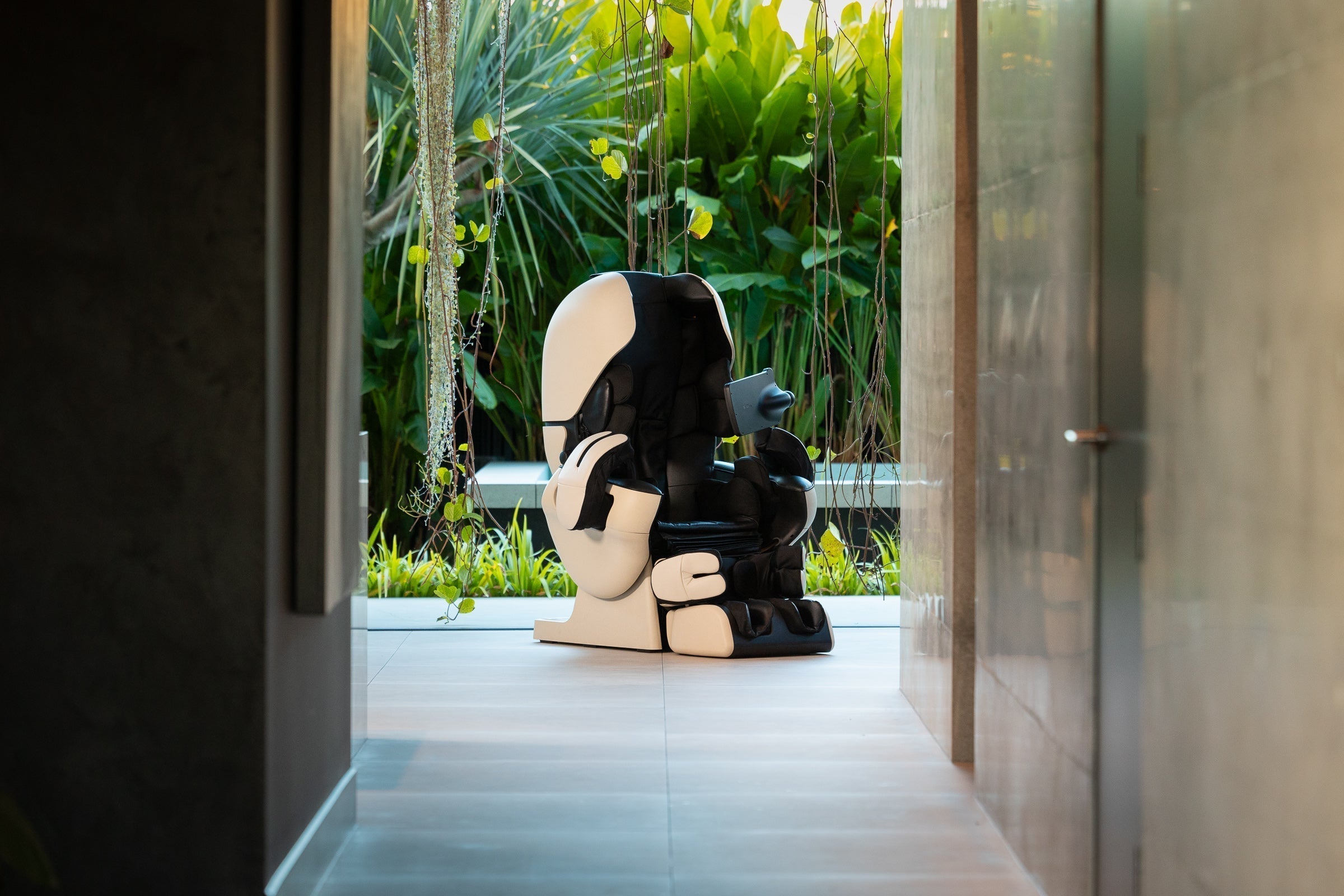 Why are Luxury Massage Chairs So Expensive?