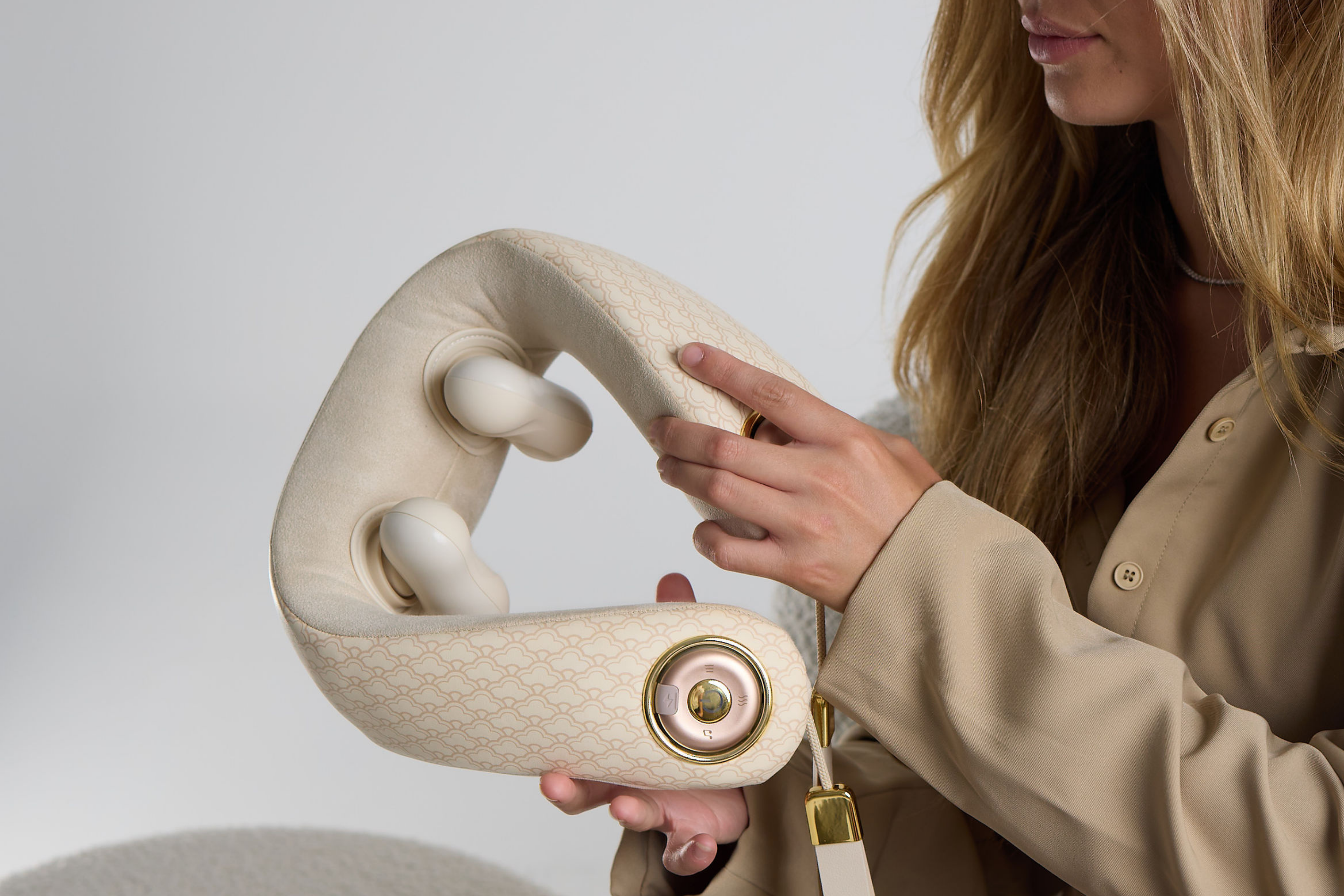 Calm Cloud Neck Massager