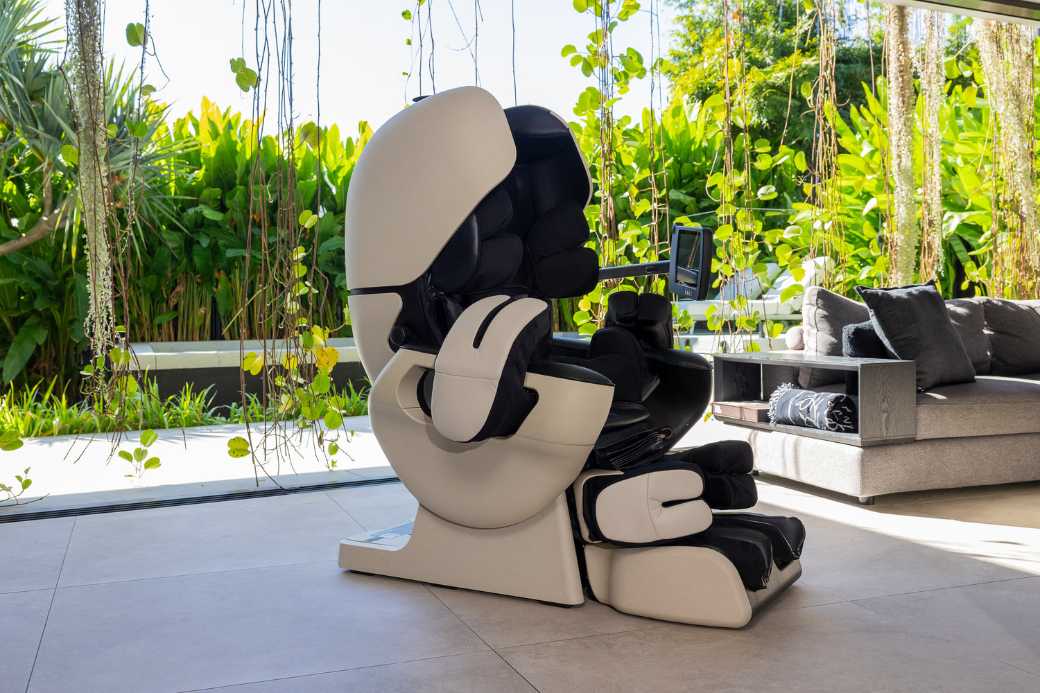 ROBO Massage Chair