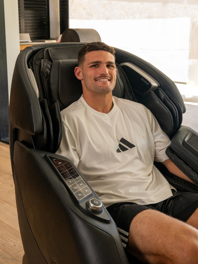 Zeus Athletica Massage Chair
