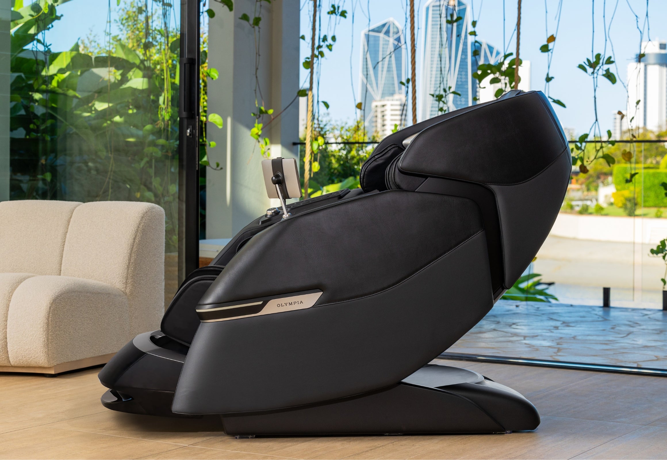 Zeus Athletica Massage Chair
